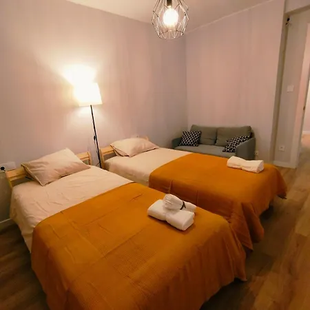 Apartament Quiet Near The Pilar