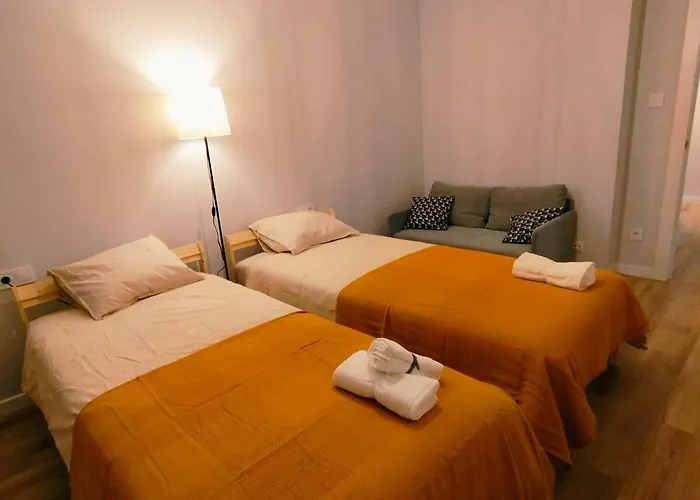 Daire Quiet Near The Pilar